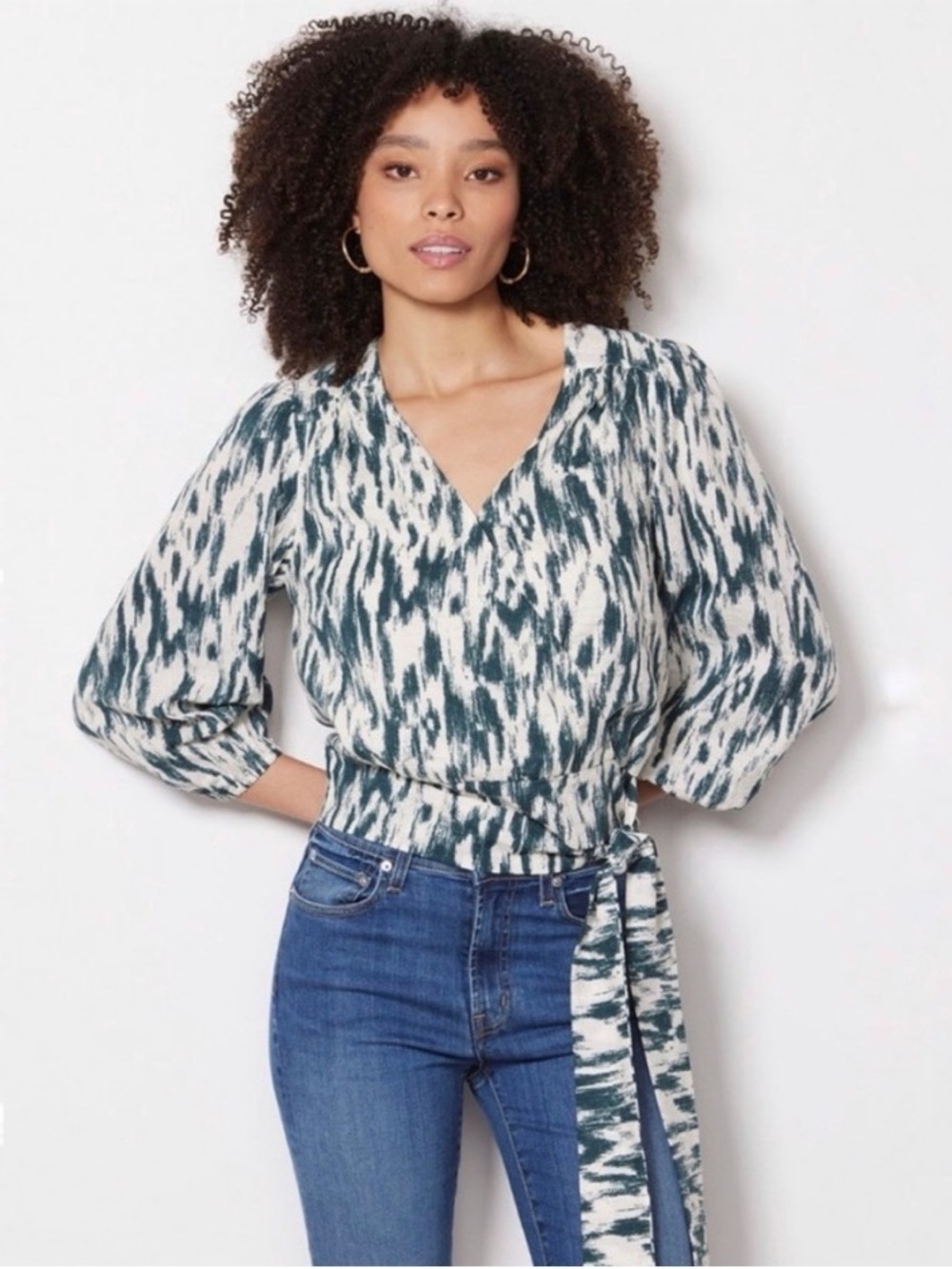 Evereve Carson Wrap Top Ikat Print Green & Cream Size S